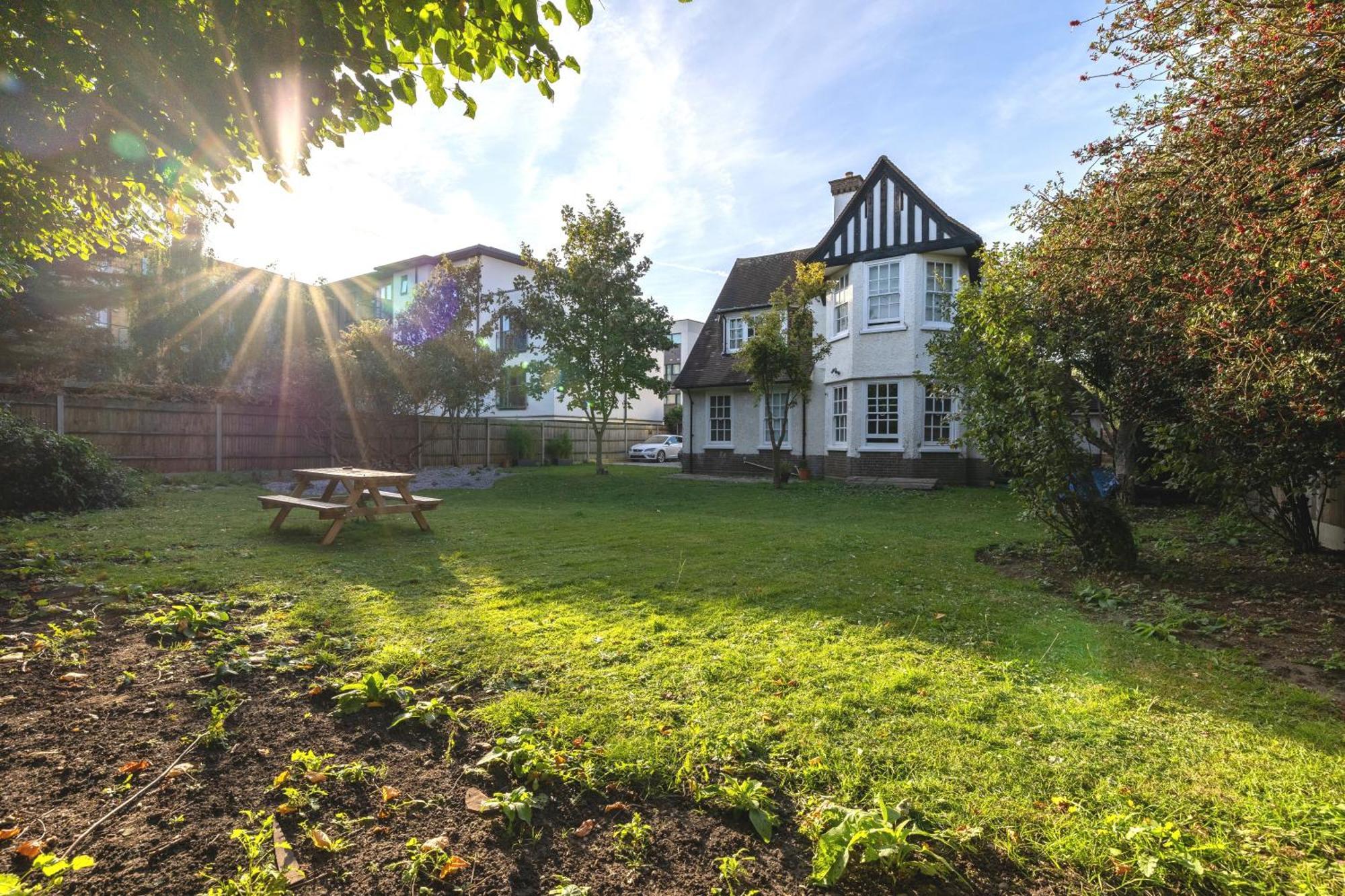 The Vicarage Tooting, Sw17 Hotel London Eksteriør billede